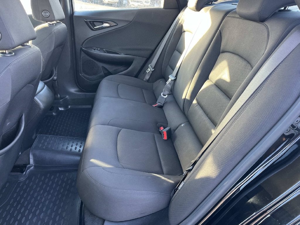2020 Chevrolet Malibu FWD LS