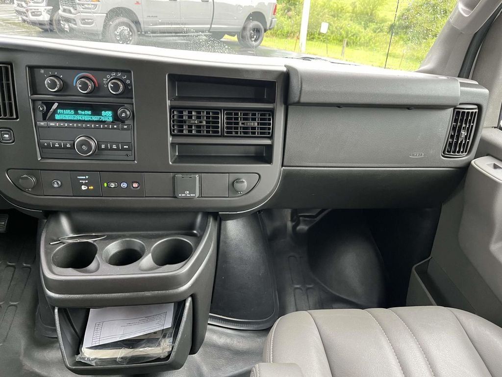 2021 Chevrolet Express 2500 RWD 2500 Regular Wheelbase LS