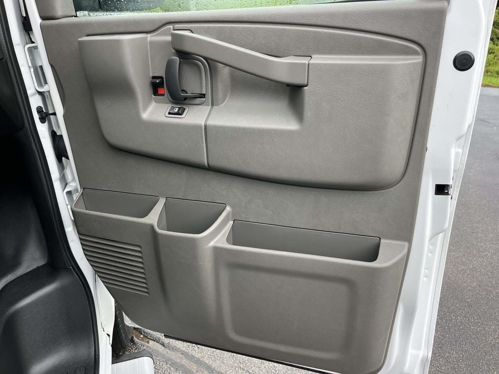2021 Chevrolet Express 2500 RWD 2500 Regular Wheelbase LS