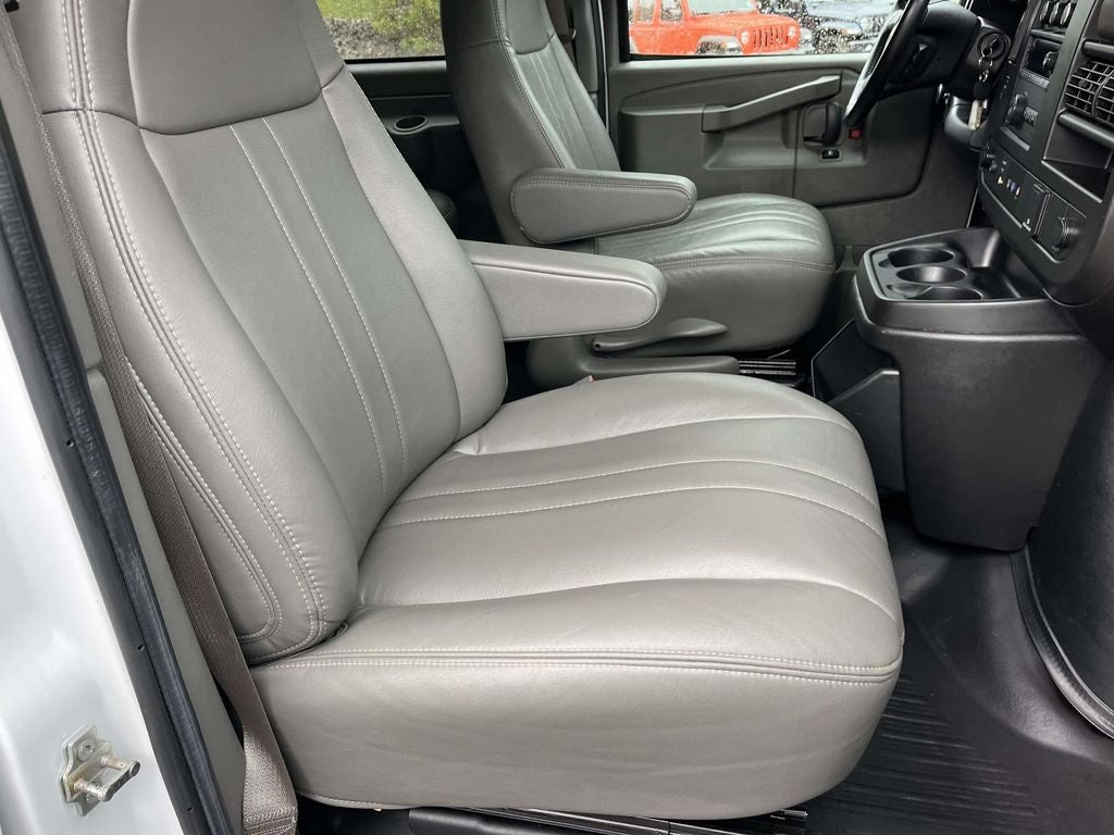 2021 Chevrolet Express 2500 RWD 2500 Regular Wheelbase LS