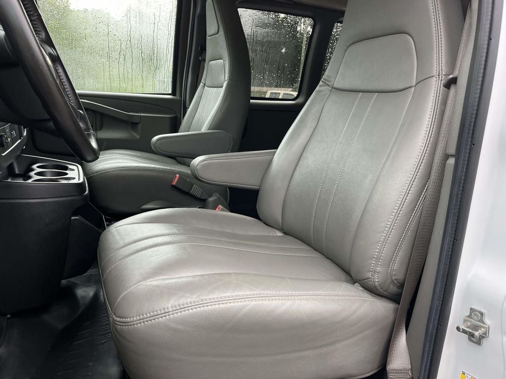 2021 Chevrolet Express 2500 RWD 2500 Regular Wheelbase LS