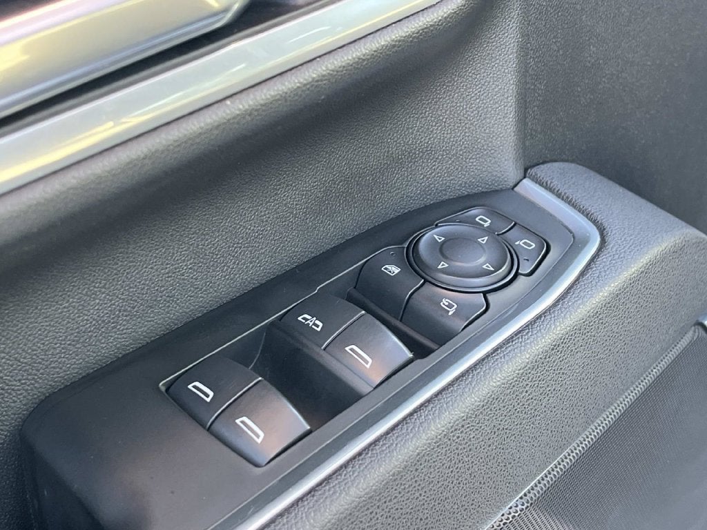 2025 Chevrolet Silverado 2500HD 4WD Crew Cab Standard Bed LT