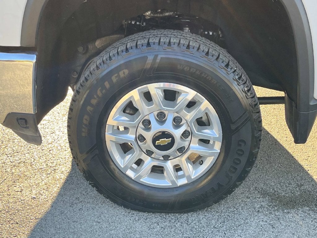 2025 Chevrolet Silverado 2500HD 4WD Crew Cab Standard Bed LT