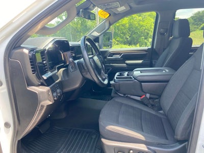 2025 Chevrolet Silverado 3500HD 4WD Crew Cab Long Bed LT