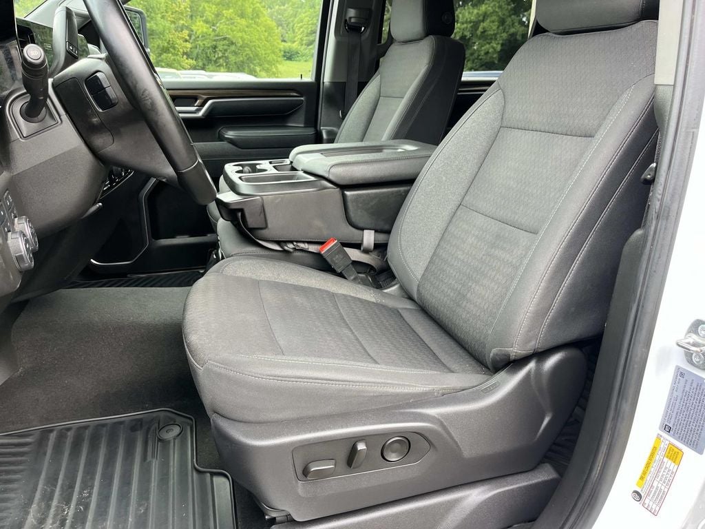 2025 Chevrolet Silverado 3500HD 4WD Crew Cab Long Bed LT