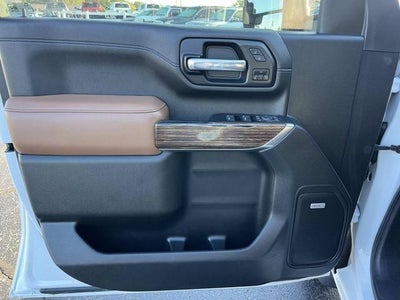 2022 Chevrolet Silverado 3500HD 4WD Crew Cab Long Bed High Country