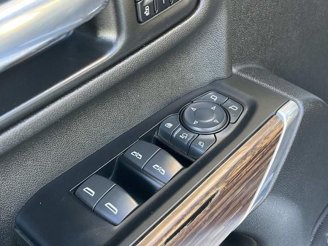 2022 Chevrolet Silverado 3500HD 4WD Crew Cab Long Bed High Country