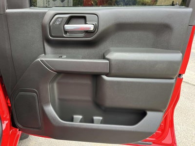 2025 Chevrolet Silverado 1500 4WD Crew Cab Standard Bed Custom