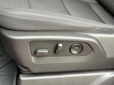 2025 Chevrolet Silverado 1500 4WD Crew Cab Standard Bed Custom