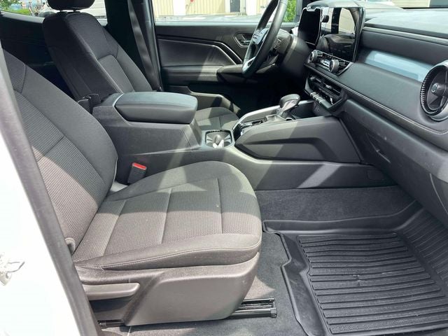 2024 Chevrolet Colorado 2WD LT