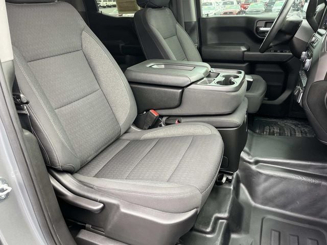 2023 Chevrolet Silverado 1500 4WD Crew Cab Standard Bed WT