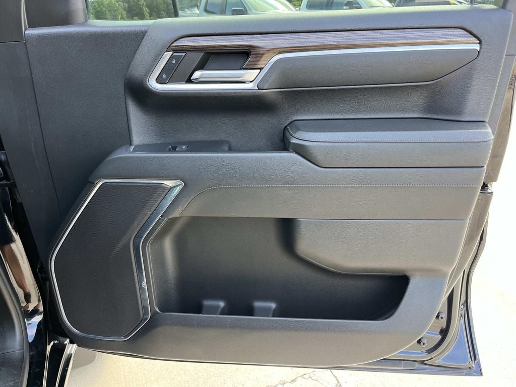 2023 Chevrolet Silverado 1500 4WD Crew Cab Standard Bed LT