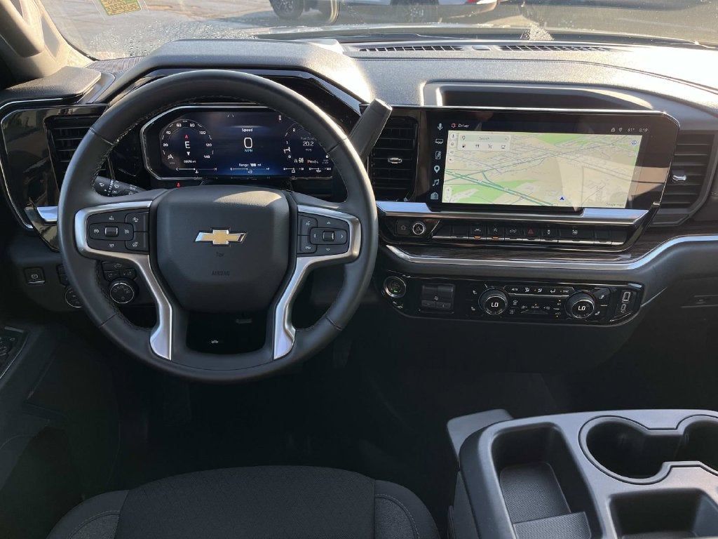 2026 Chevrolet Silverado 1500 4WD Crew Cab Standard Bed LT