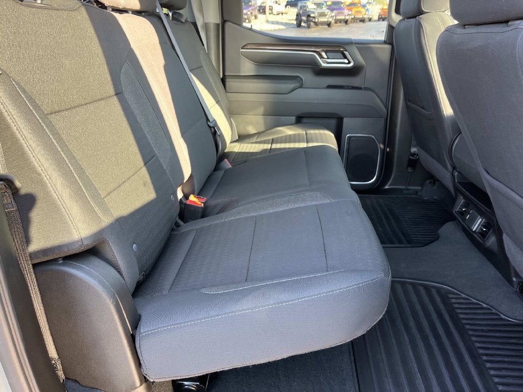 2026 Chevrolet Silverado 1500 4WD Crew Cab Standard Bed LT