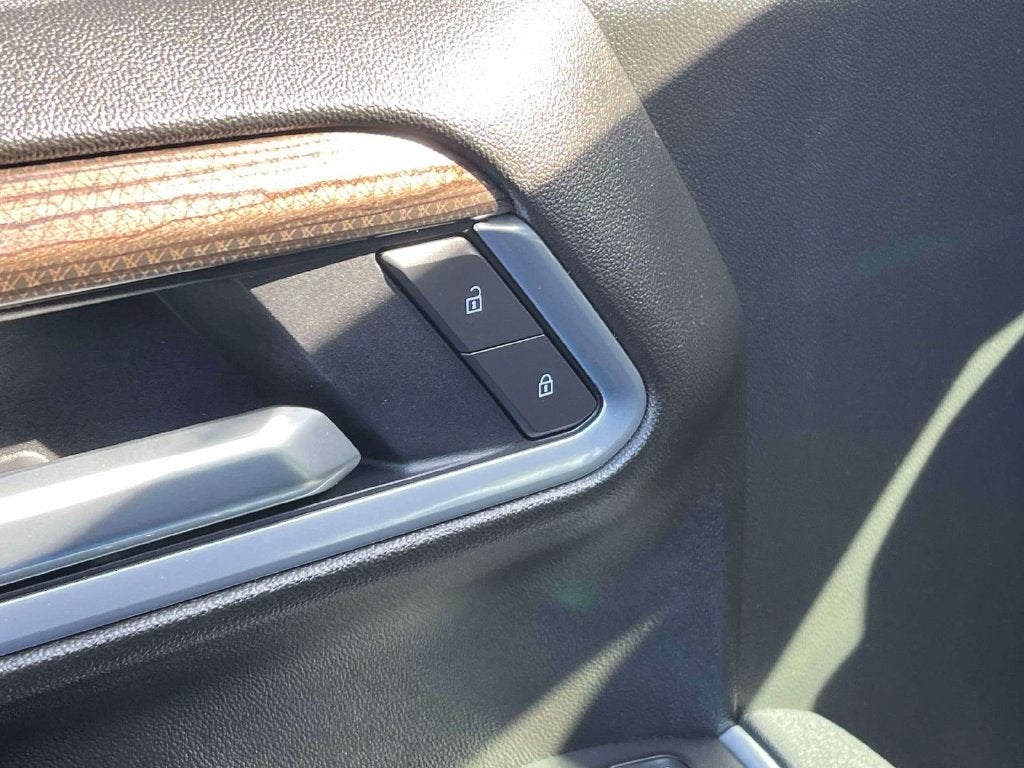 2026 Chevrolet Silverado 1500 4WD Crew Cab Standard Bed LT