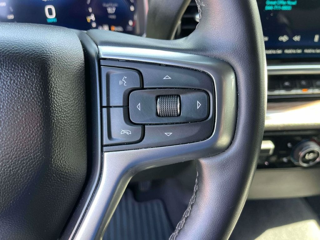 2026 Chevrolet Silverado 1500 4WD Crew Cab Standard Bed LT