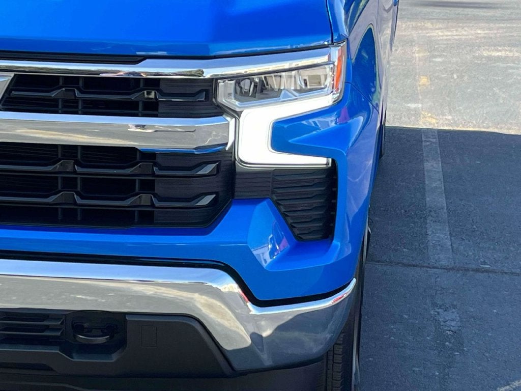 2026 Chevrolet Silverado 1500 4WD Crew Cab Standard Bed LT