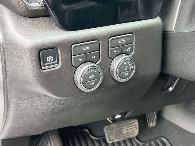 2026 Chevrolet Silverado 1500 4WD Crew Cab Short Bed RST
