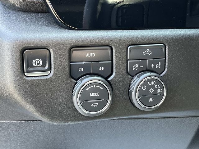 2026 Chevrolet Silverado 1500 4WD Crew Cab Short Bed RST
