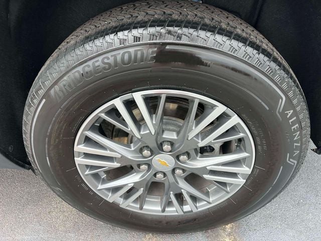 2025 Chevrolet Traverse FWD LT