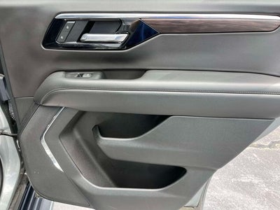 2025 Chevrolet Tahoe 4WD LT