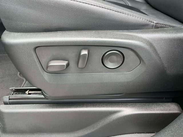 2025 Chevrolet Tahoe 4WD LT