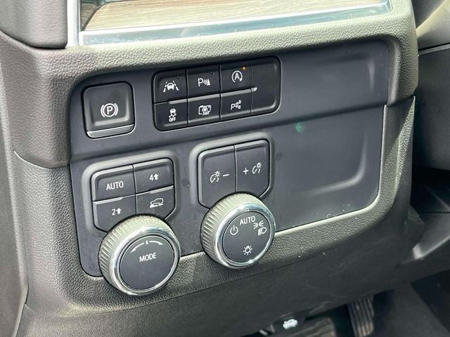 2025 Chevrolet Tahoe 4WD LT