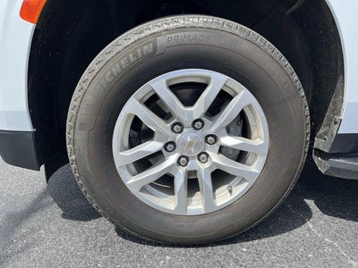 2024 Chevrolet Suburban 4WD LT