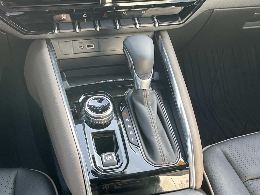 2025 GMC Canyon 4WD Denali