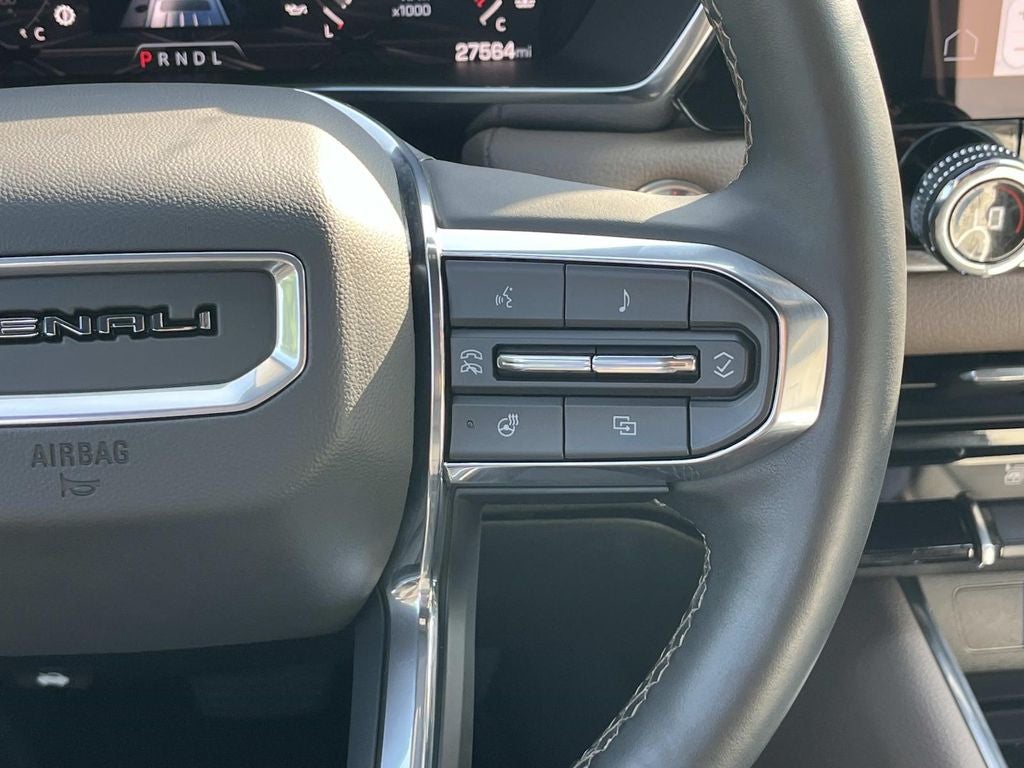 2025 GMC Canyon 4WD Denali