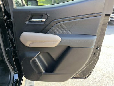 2025 GMC Canyon 4WD Denali