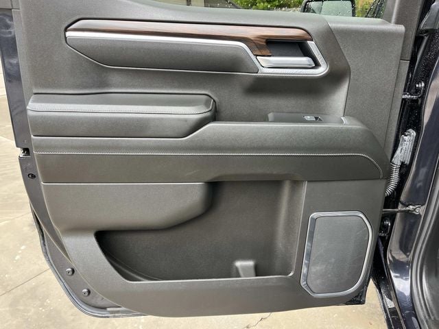 2025 GMC Sierra 1500 4WD Crew Cab Short Box SLT