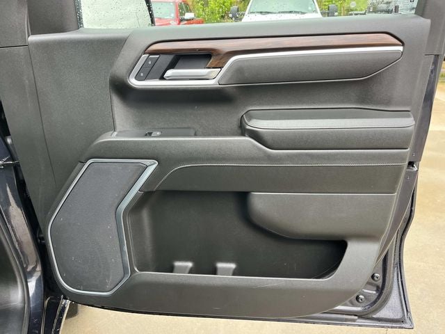 2025 GMC Sierra 1500 4WD Crew Cab Short Box SLT