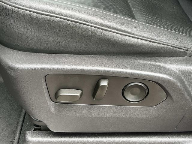 2025 GMC Sierra 1500 4WD Crew Cab Short Box SLT