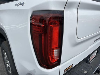 2025 GMC Sierra 1500 4WD Crew Cab Short Box SLT