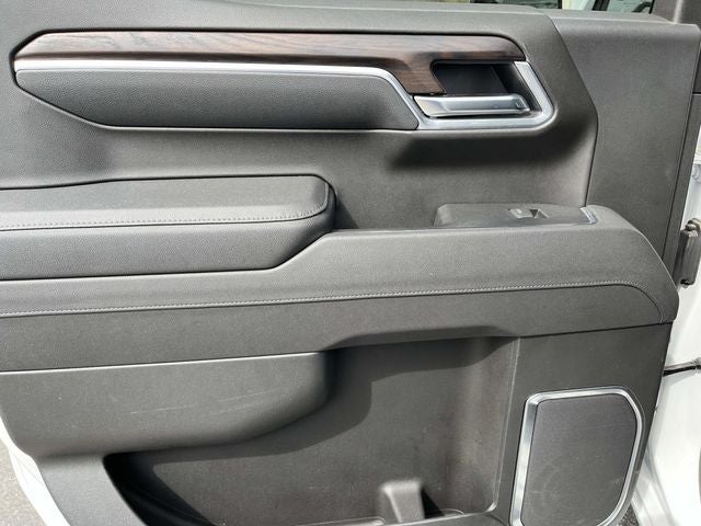 2025 GMC Sierra 1500 4WD Crew Cab Short Box SLT