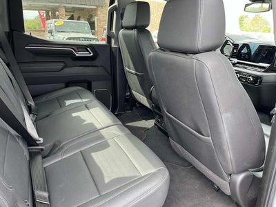 2025 GMC Sierra 1500 4WD Crew Cab Short Box SLT