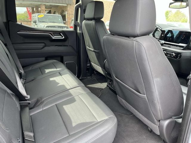 2025 GMC Sierra 1500 4WD Crew Cab Short Box SLT