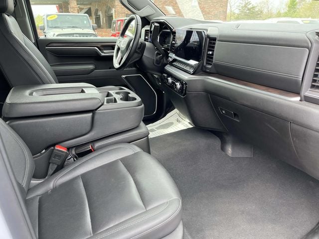 2025 GMC Sierra 1500 4WD Crew Cab Short Box SLT