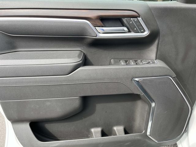 2025 GMC Sierra 1500 4WD Crew Cab Short Box SLT