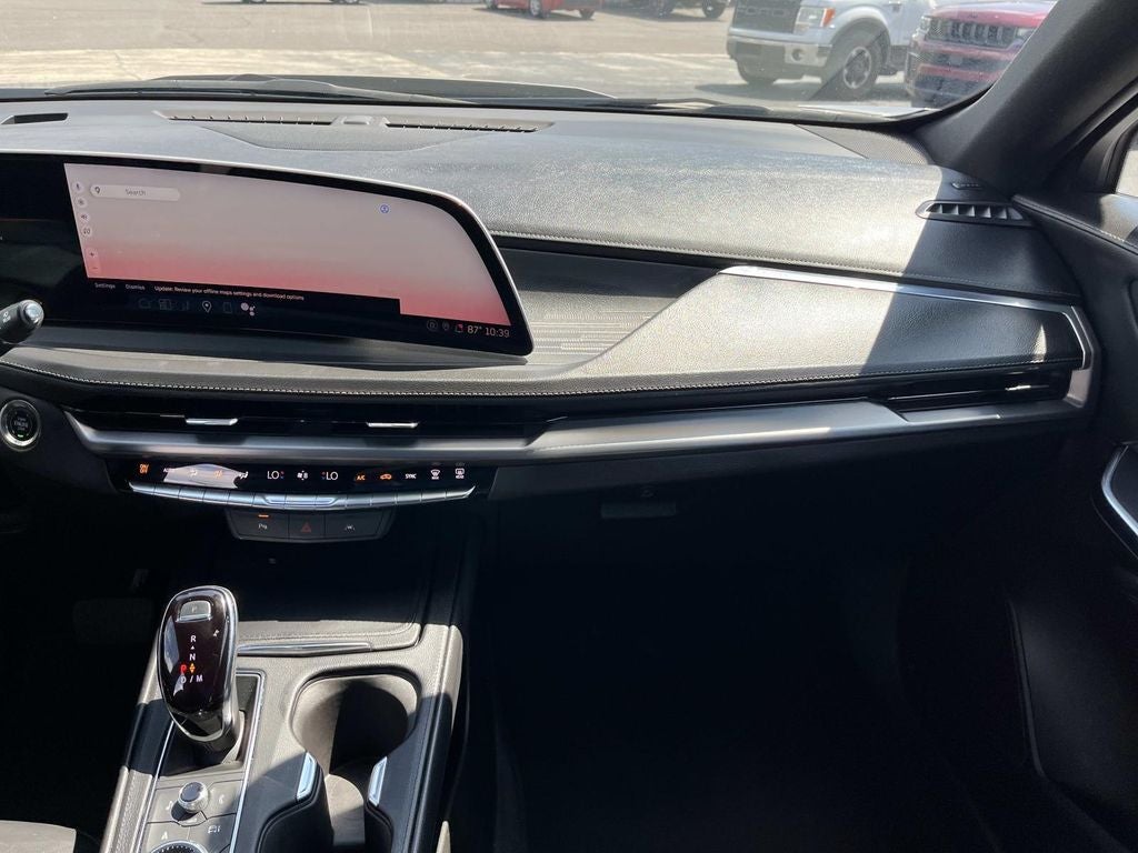 2024 Cadillac XT4 AWD Premium Luxury