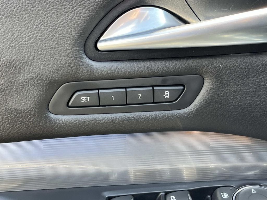 2024 Cadillac XT4 AWD Premium Luxury