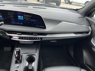 2025 Cadillac XT4 AWD Premium Luxury