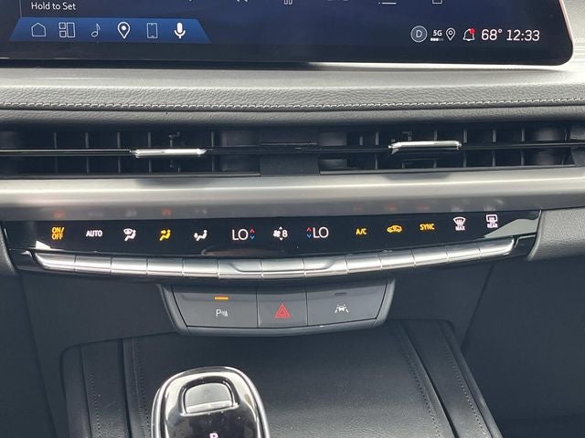 2025 Cadillac XT4 AWD Premium Luxury
