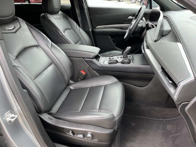 2025 Cadillac XT4 AWD Premium Luxury