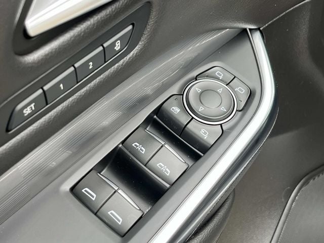 2025 Cadillac XT4 AWD Premium Luxury