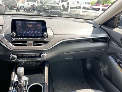 2024 Nissan Altima SR FWD