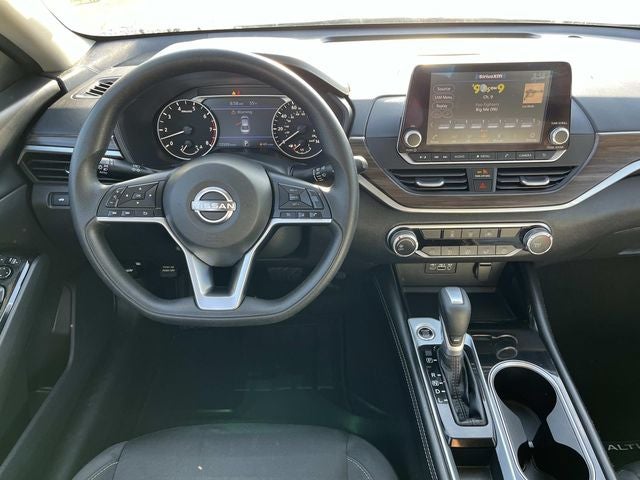 2023 Nissan Altima SV FWD