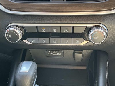 2023 Nissan Altima SV FWD
