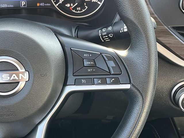 2023 Nissan Altima SV FWD